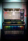 jukebox.jpg (70726 bytes)